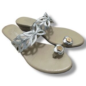 Eric Javits‎ New York Silver Floral Toe Ring Wedge Sandals Women's 9.5 M Resort